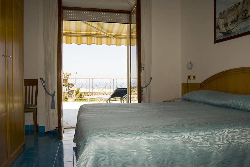 Hotel La Primavera Massa Lubrense Esterno foto